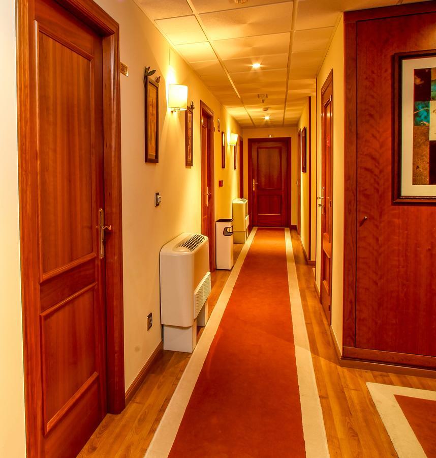 Hotel Condes De Lemos Espana Monforte De Lemos Dış mekan fotoğraf