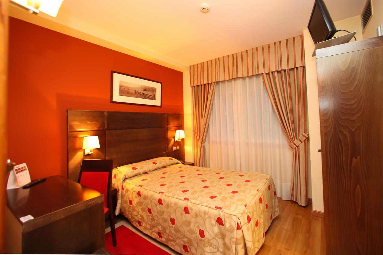 Hotel Condes De Lemos Espana Monforte De Lemos Dış mekan fotoğraf